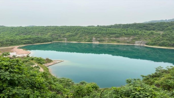 歌乐山-中学版——关于党政祖国的朗诵经典篇目