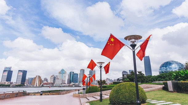 为美丽富饶的家乡点赞-中学版——关于党政祖国的朗诵经典篇目