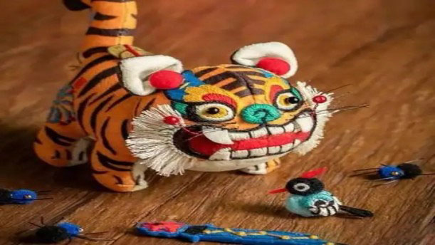 布老虎：针线缝的虎头香——关于经典散文的朗诵经典篇目
